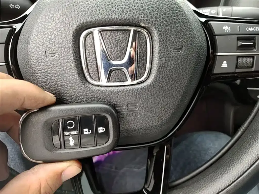 Honda Civic — фото 8
