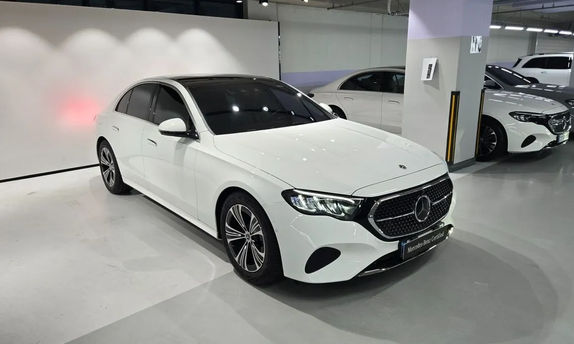 Mercedes-Benz E-Class — фото 5