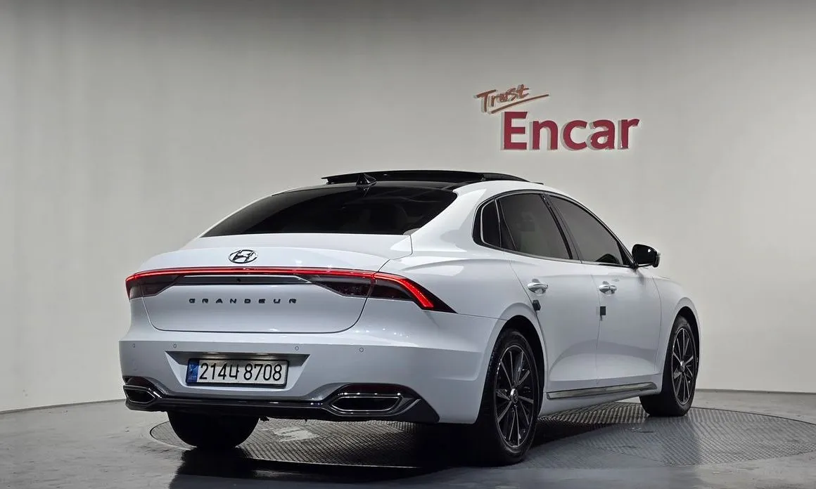 Hyundai Grandeur 2023 из KR, фото 3