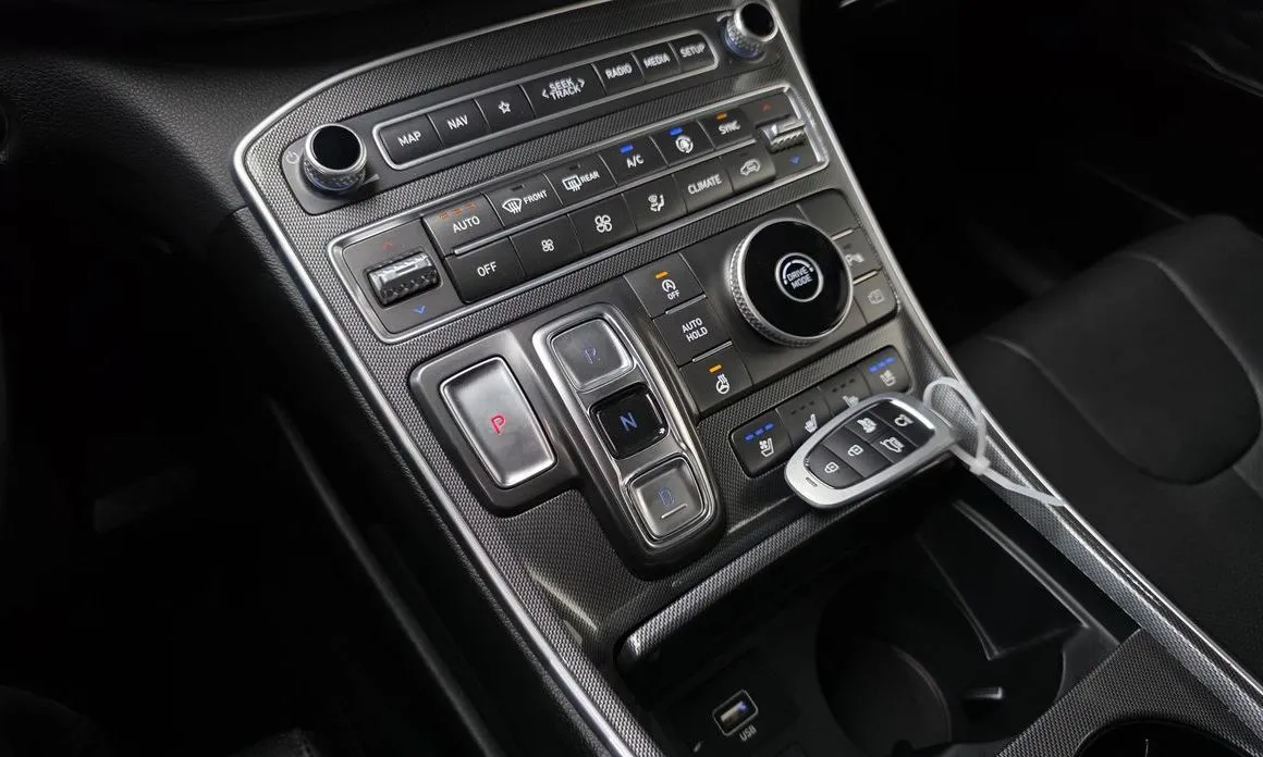 Hyundai Santafe — фото 5