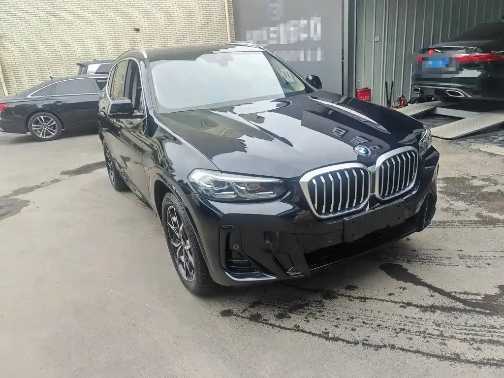 BMW X3 — фото 9
