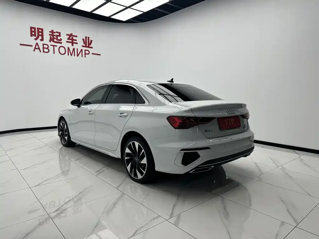 Audi A3 — фото 9