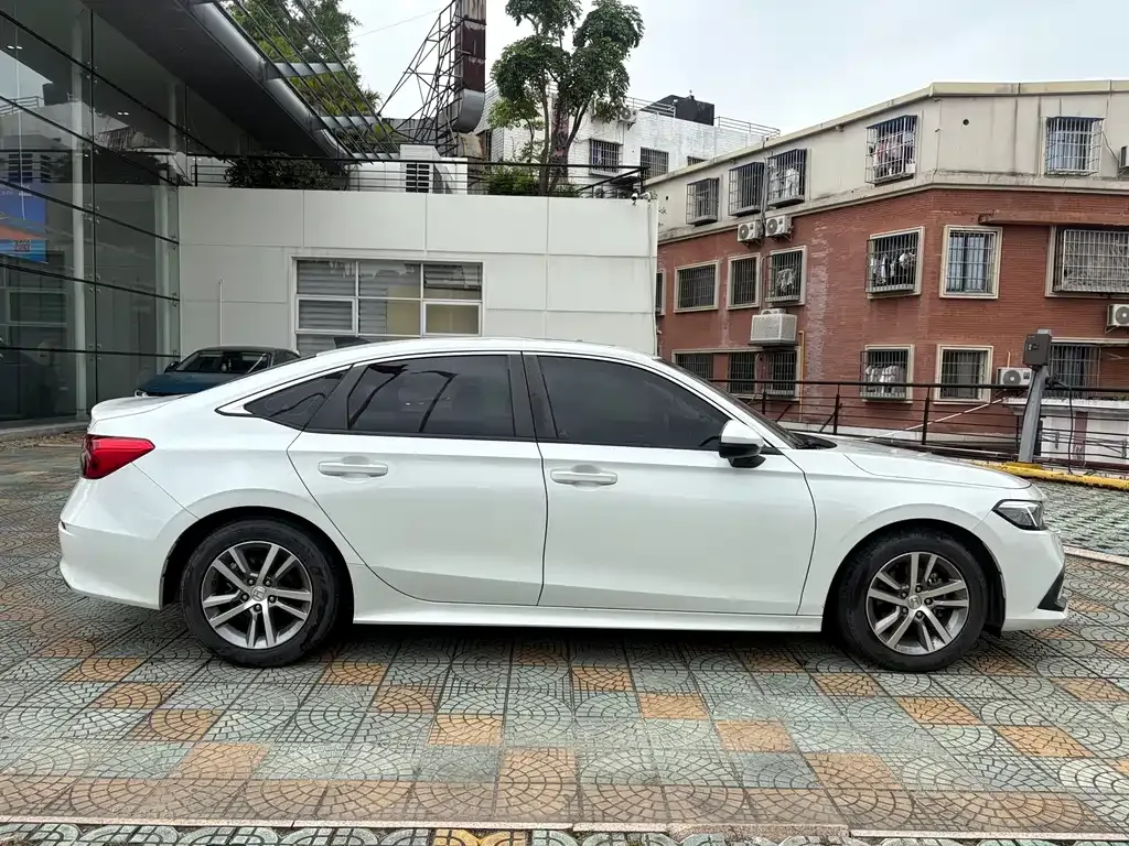 Honda Civic — фото 7