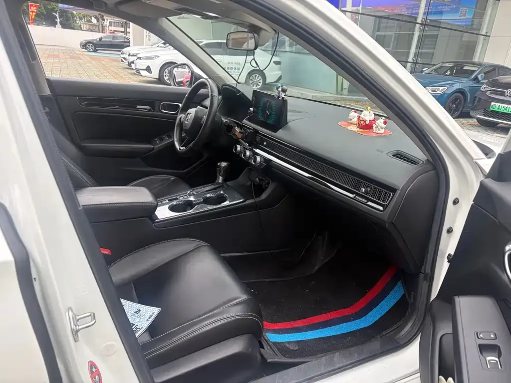 Honda Civic — фото 5