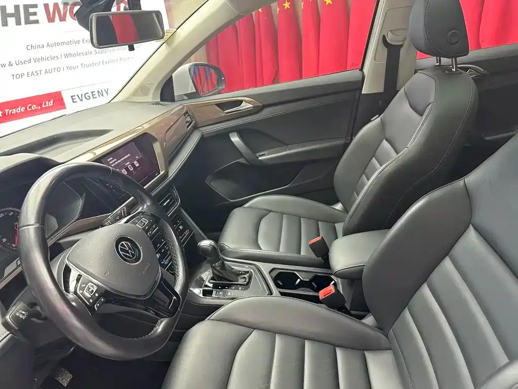 Volkswagen Tharu — фото 2