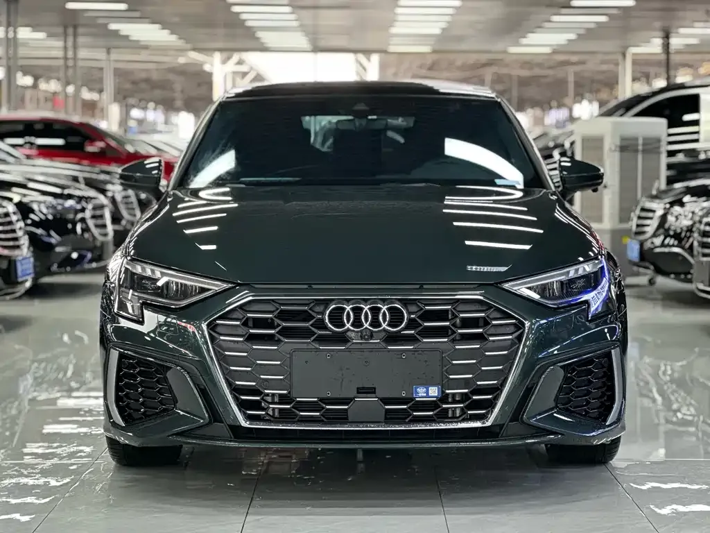 Audi A3 — фото 2