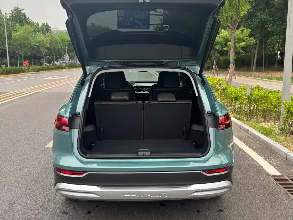 Audi Q5 e-tron 2023 из CN, фото 6