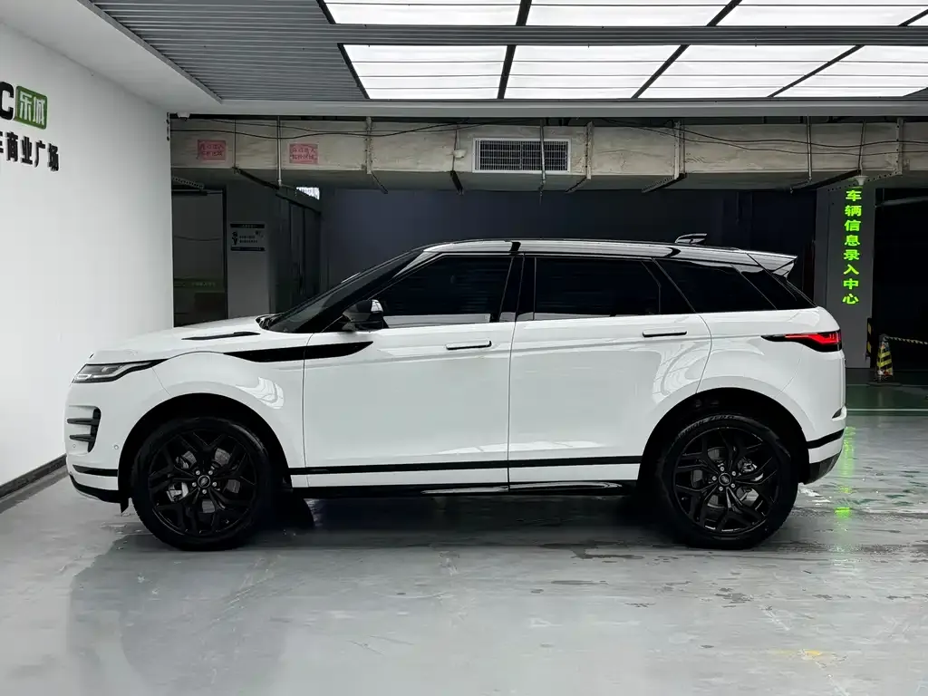 Land Rover Evoque — фото 5