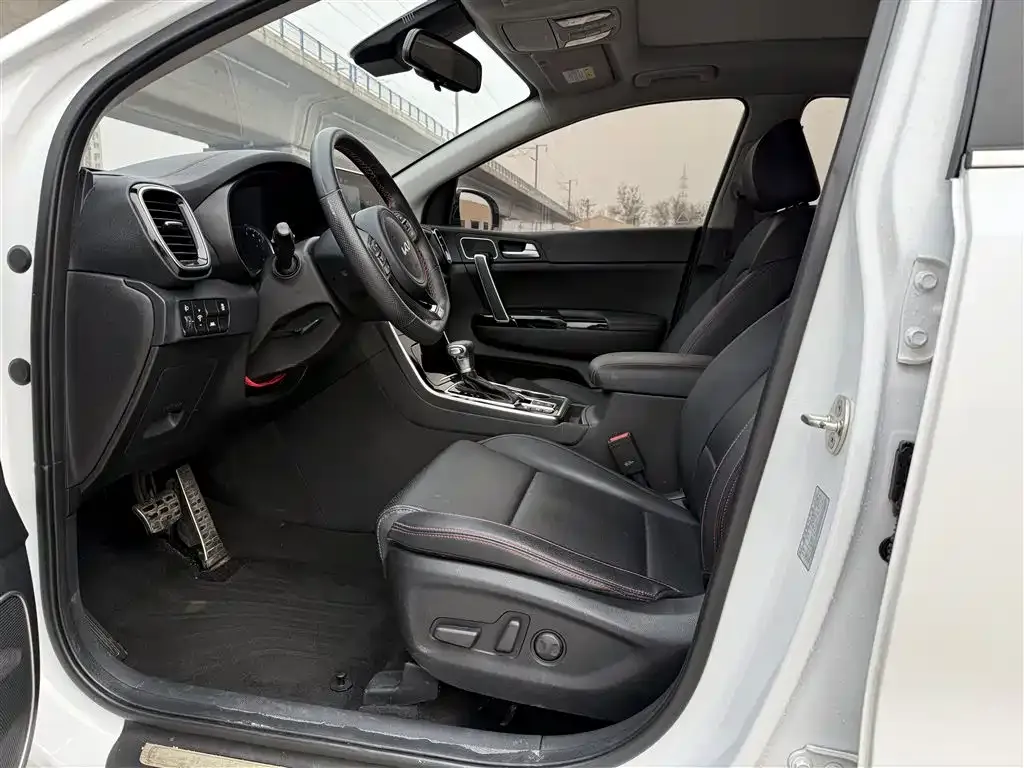 Kia KX5 2021 из CN, фото 6