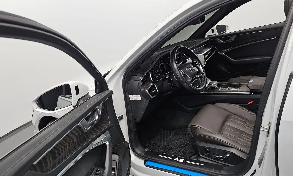 Audi A6 — фото 10