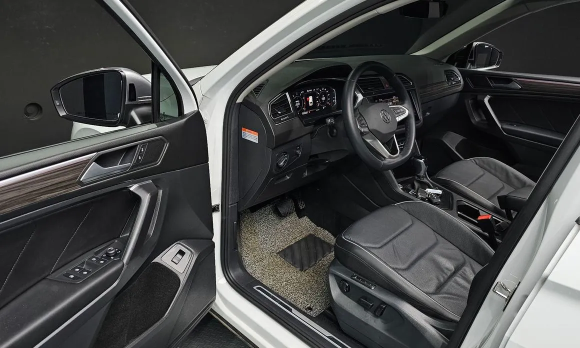 Volkswagen Tiguan 2023 из KR, фото 9