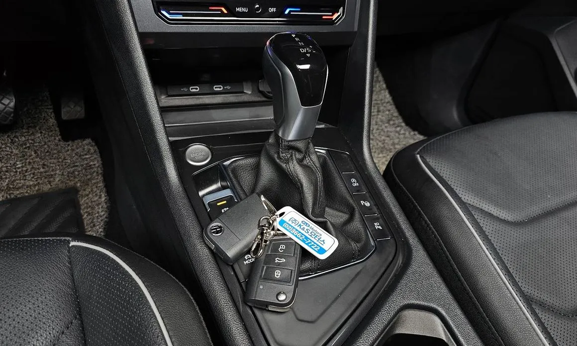 Volkswagen Tiguan 2023 из KR, фото 10