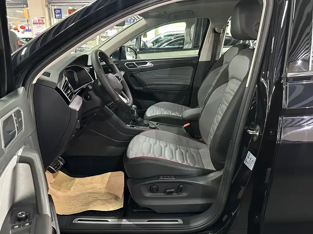 Volkswagen Tiguan X 2022 из CN, фото 5