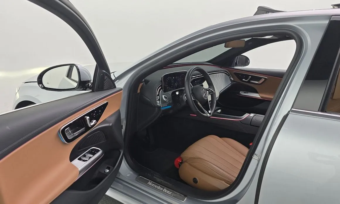 Mercedes-Benz E-Class 2025 из KR, фото 7