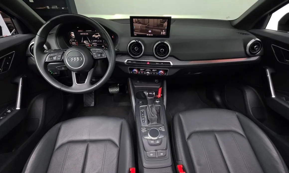Audi Q2 2023 из KR, фото 8