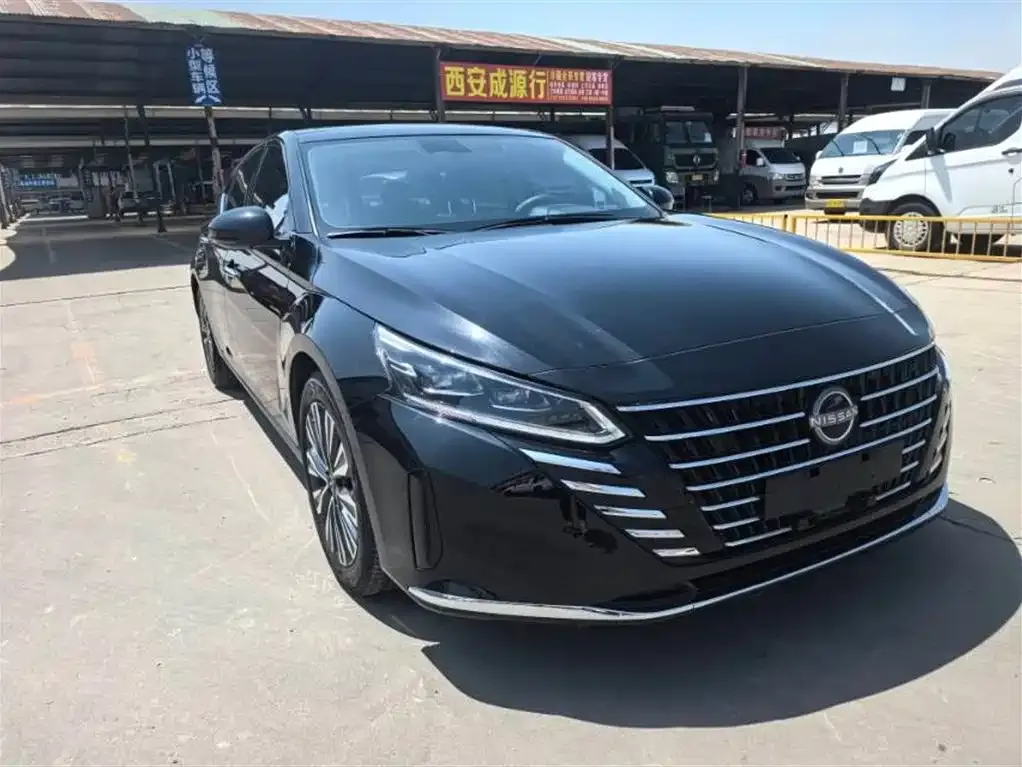 Nissan Teana — фото 3