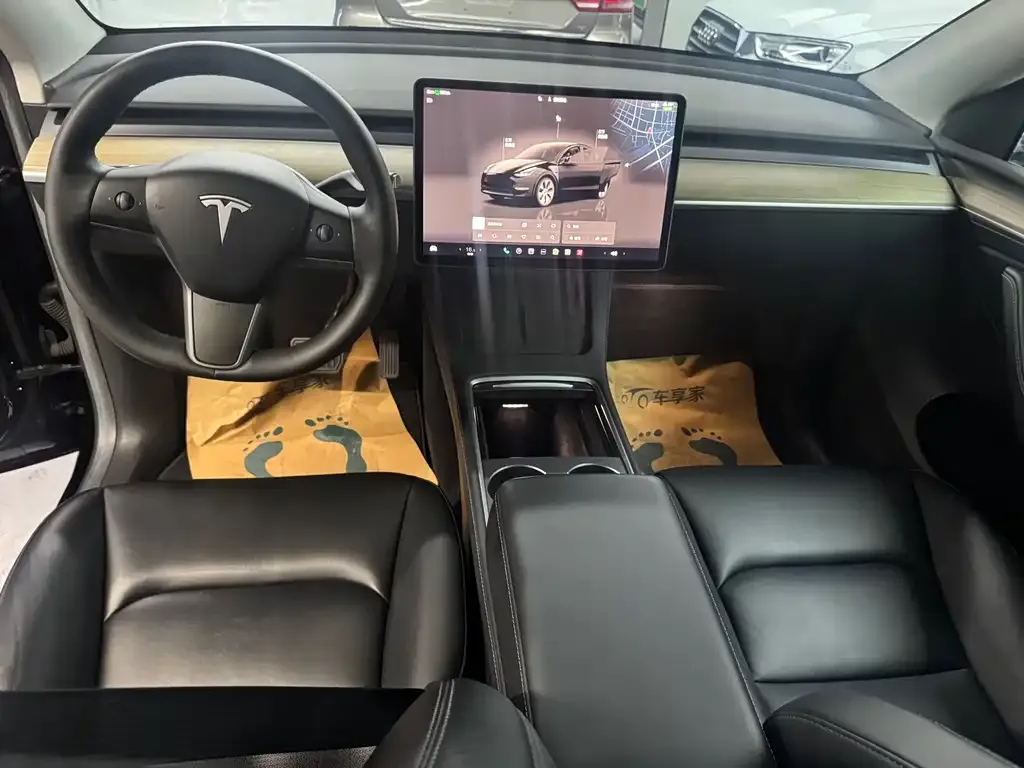 Tesla Model Y 2023 из CN, фото 7