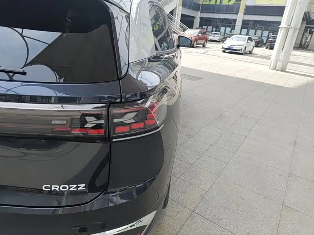 Volkswagen ID.6 Crozz 2023 из CN, фото 7