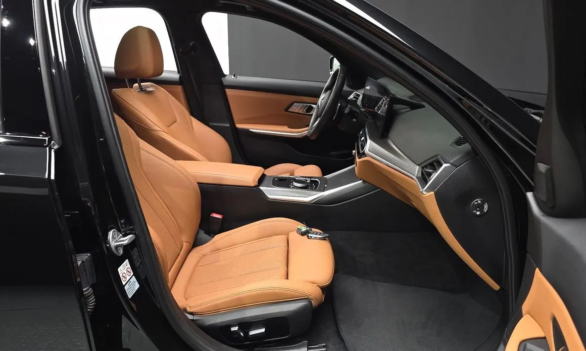 BMW 3-Series 2023 из KR, фото 8