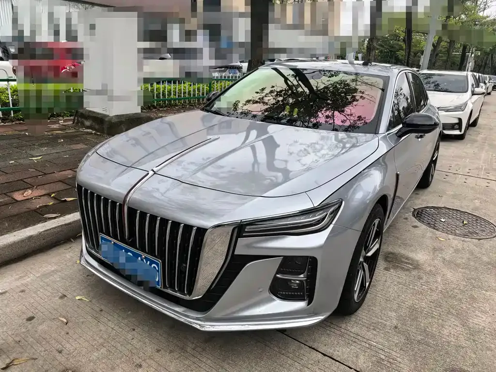 Hongqi H5 — фото 1