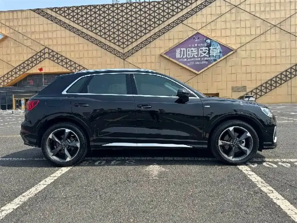 Audi Q3 — фото 8