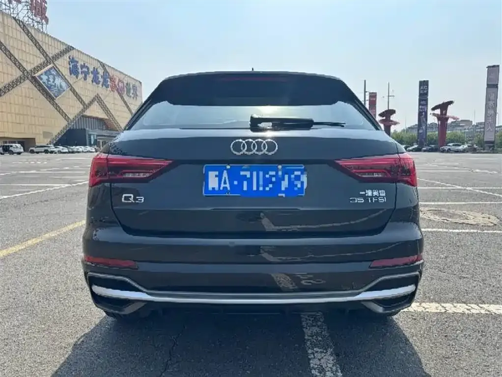 Audi Q3 — фото 5