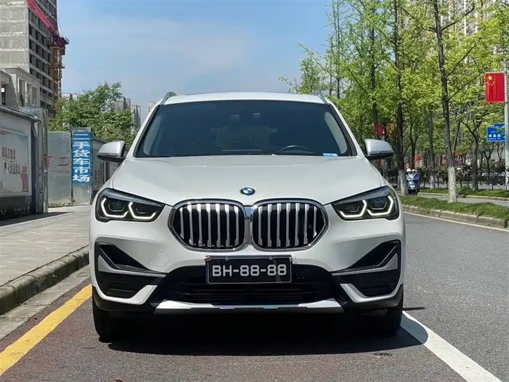 BMW X1 — фото 7