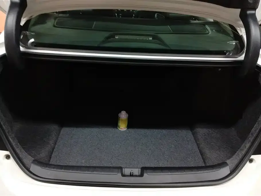 Honda Accord — фото 6