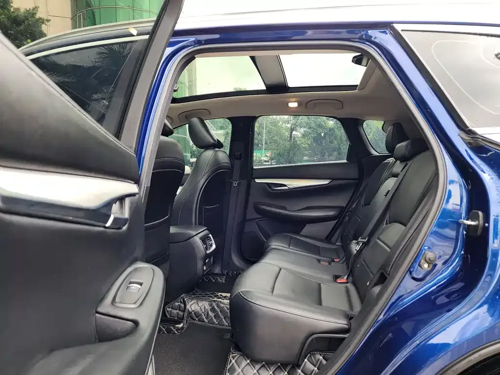Infiniti QX50 2021 из CN, фото 3