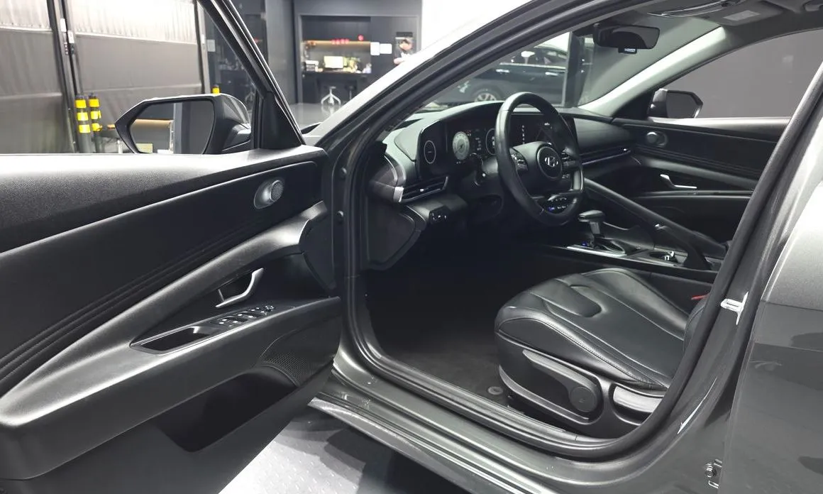 Hyundai AVANTE 2021 из KR, фото 7