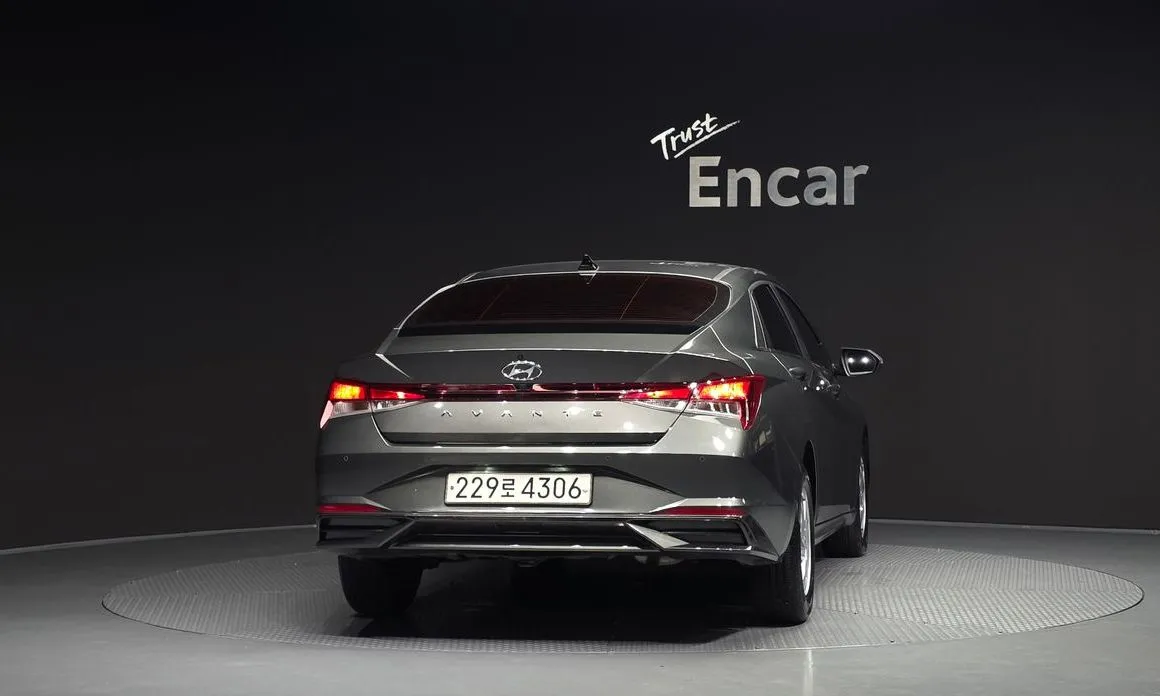 Hyundai AVANTE 2021 из KR, фото 4