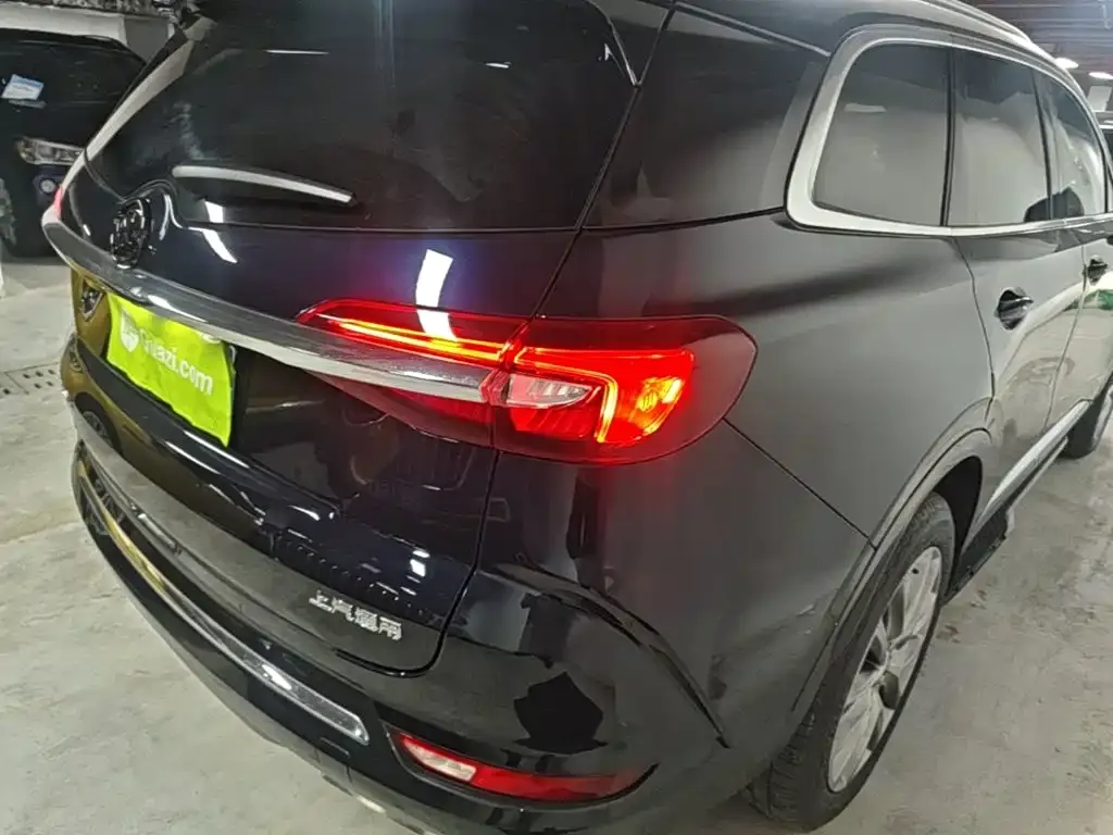 Buick Enclave 2021 из CN, фото 3