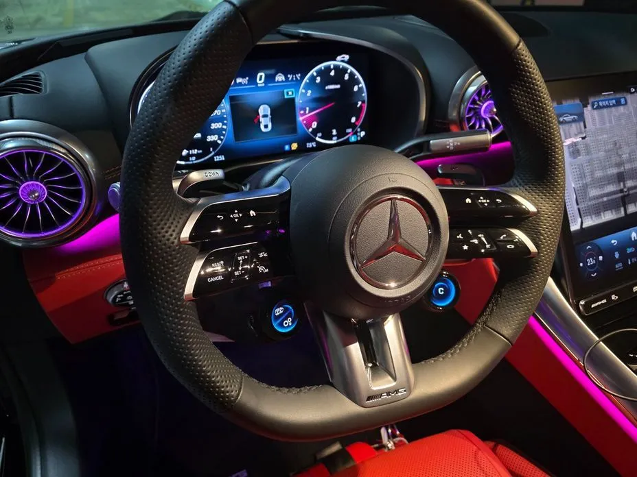 Mercedes-Benz AMG GT 2025 из KR, фото 3