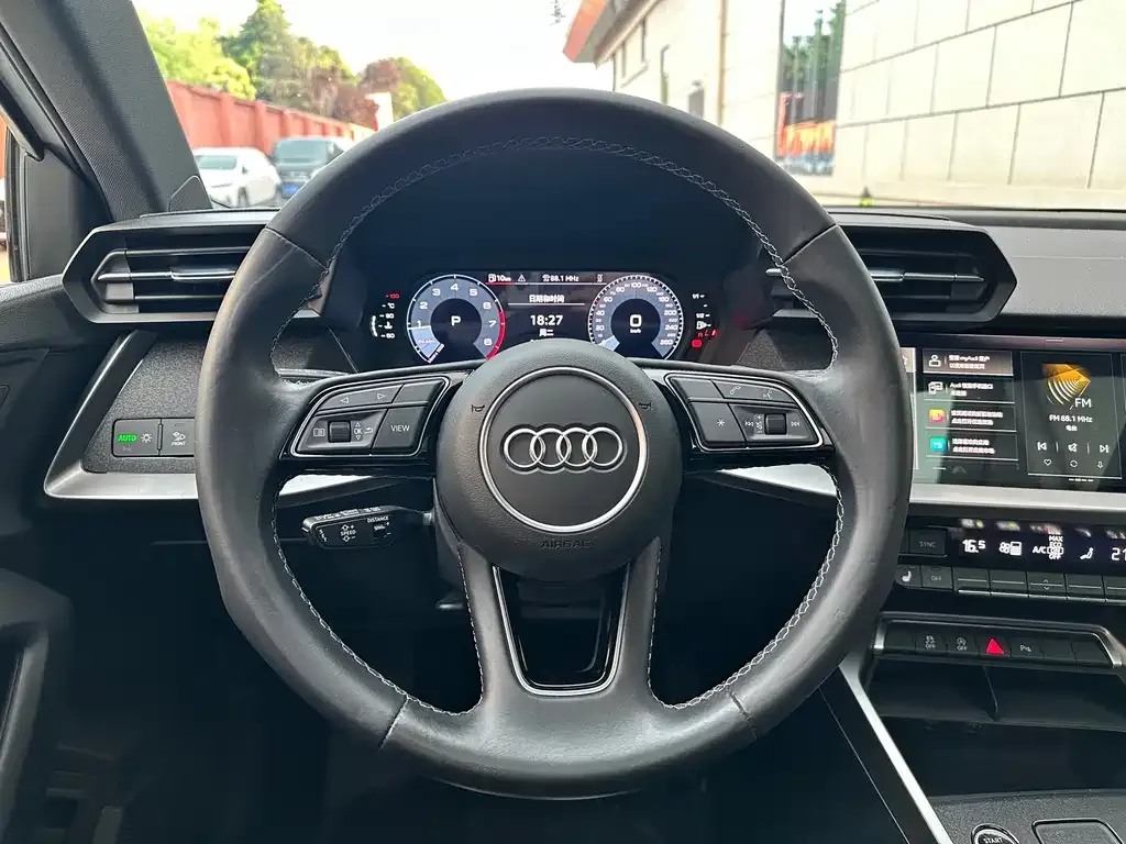 Audi A3 — фото 10