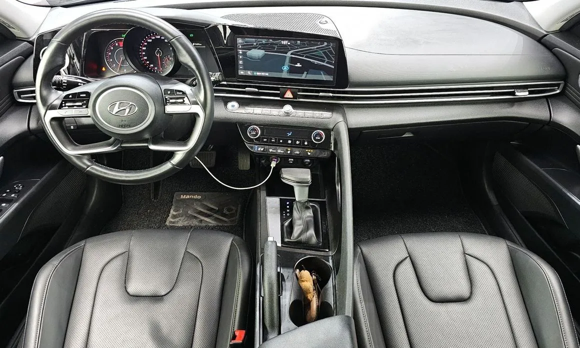 Hyundai AVANTE 2021 из KR, фото 10