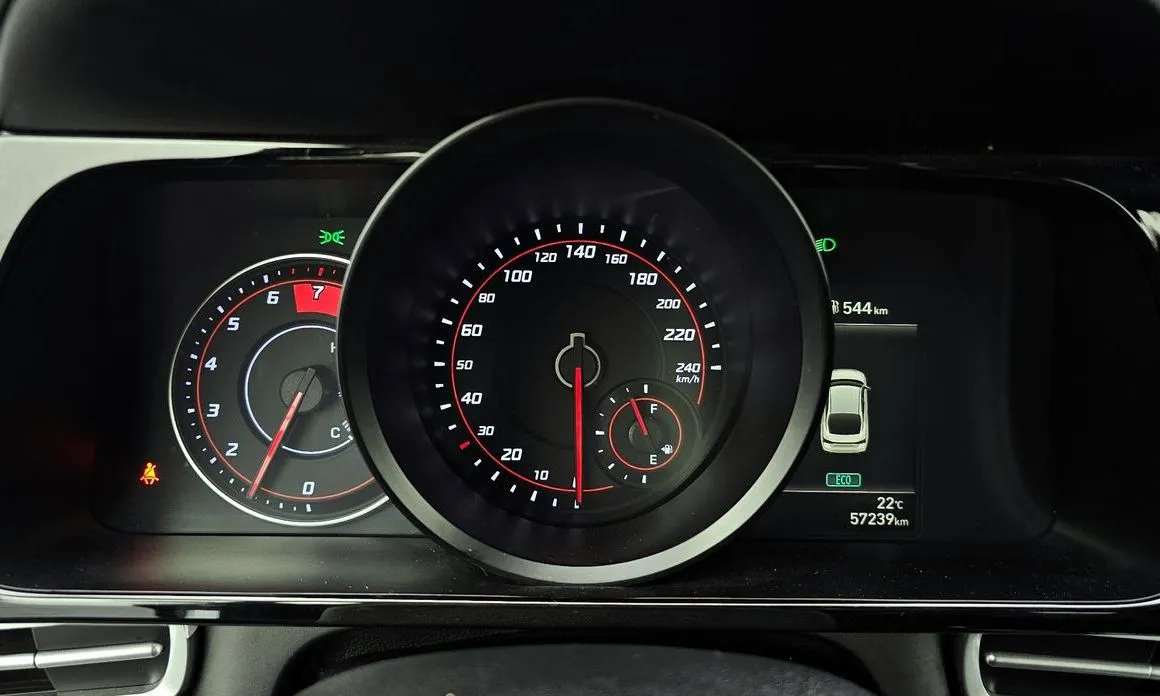 Hyundai AVANTE 2021 из KR, фото 6