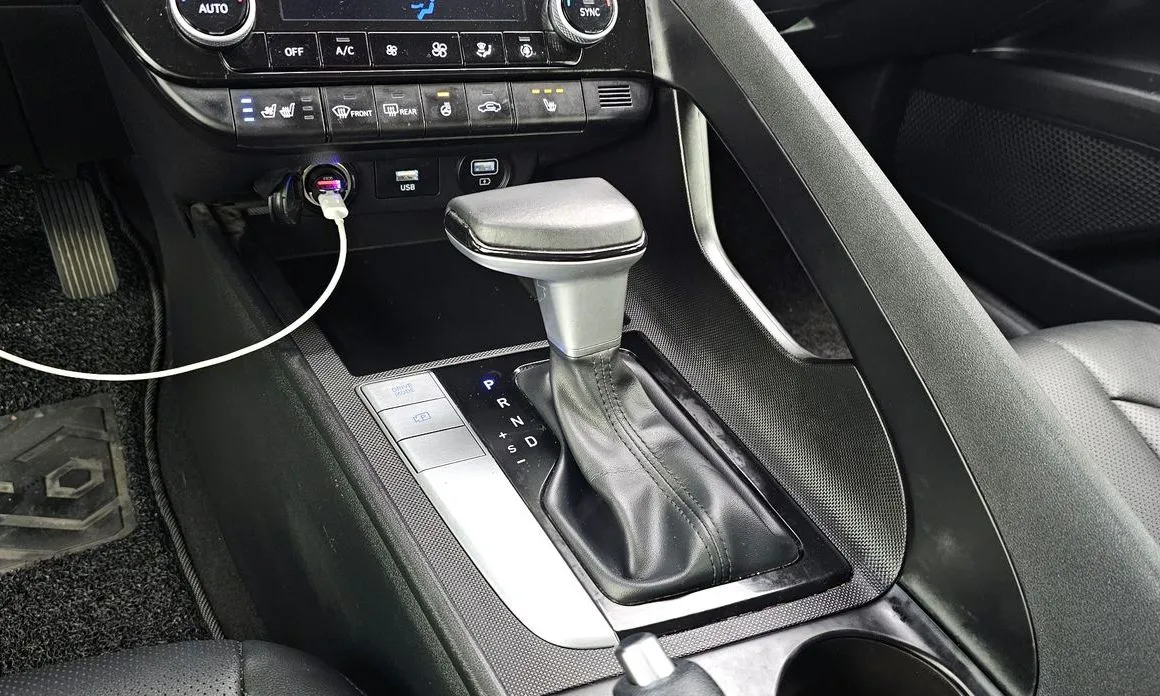 Hyundai AVANTE 2021 из KR, фото 7