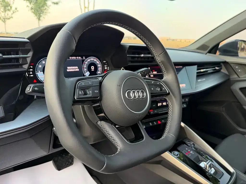 Audi A3 — фото 7
