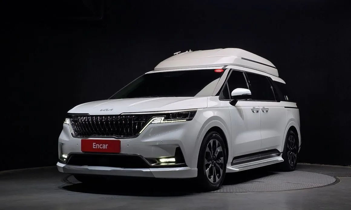 Kia Carnival — фото 1
