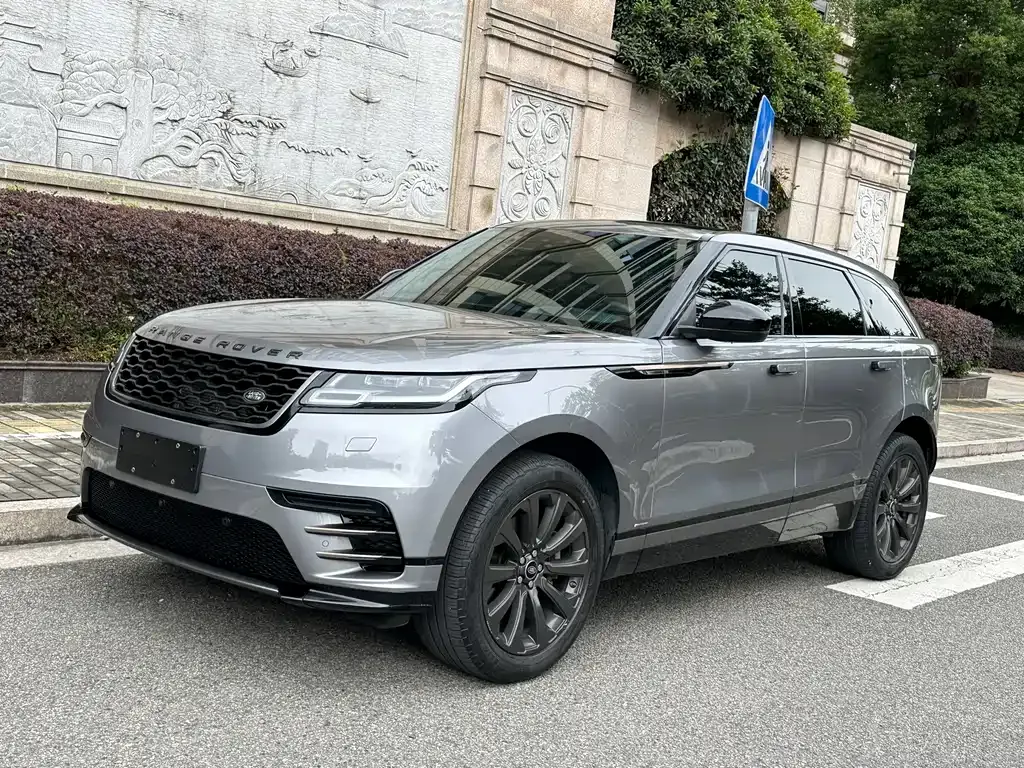 Land Rover Velar — фото 1