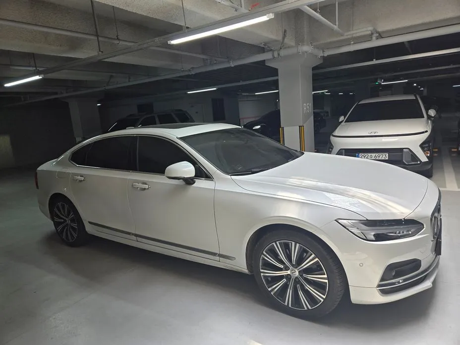 Volvo S90 2023 из KR, фото 9