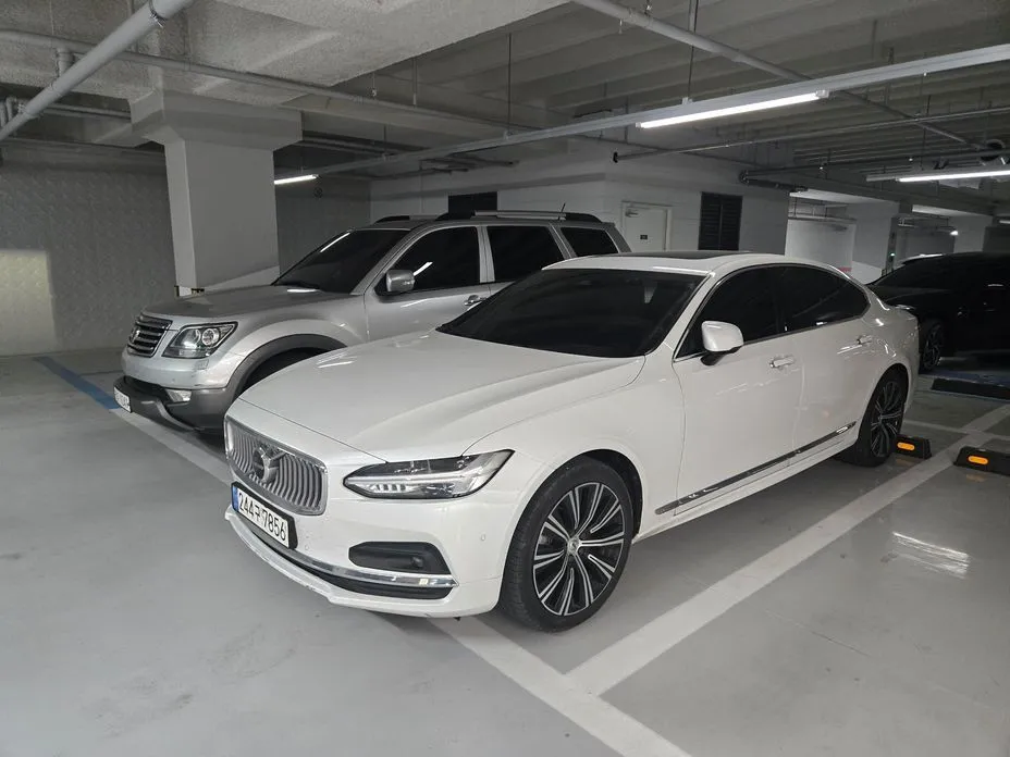Volvo S90 2023 из KR, фото 8