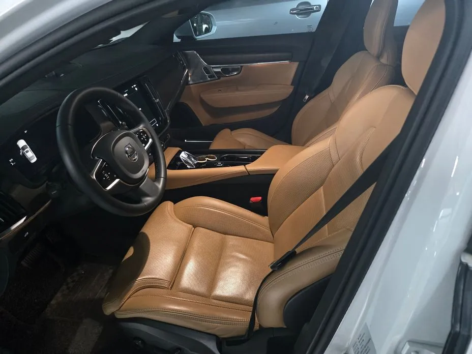 Volvo S90 2023 из KR, фото 6
