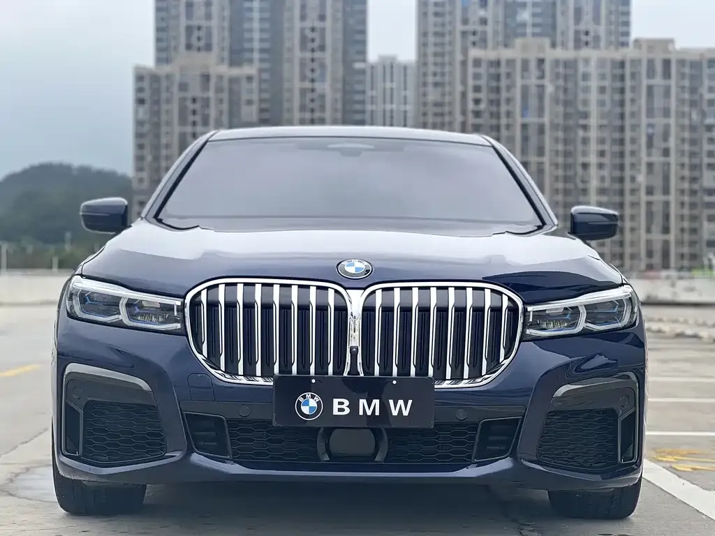 BMW 7 Series — фото 3
