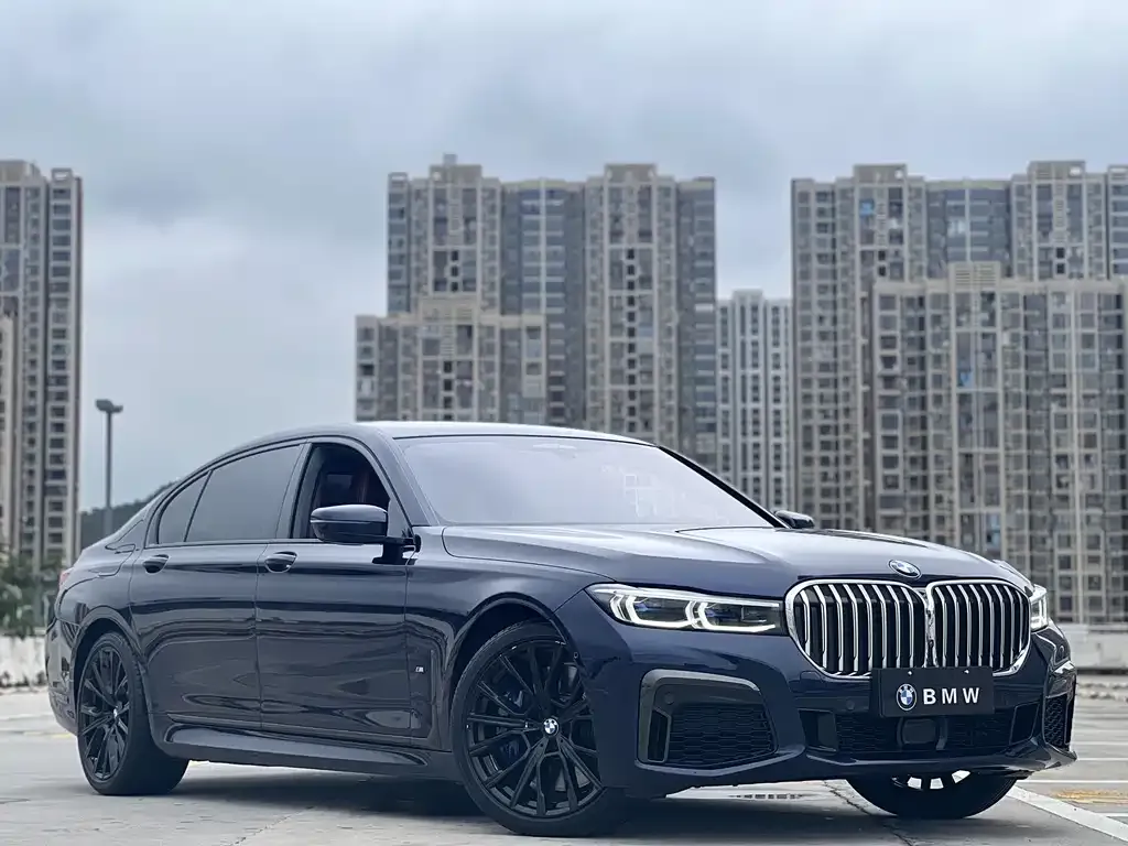 BMW 7 Series — фото 5