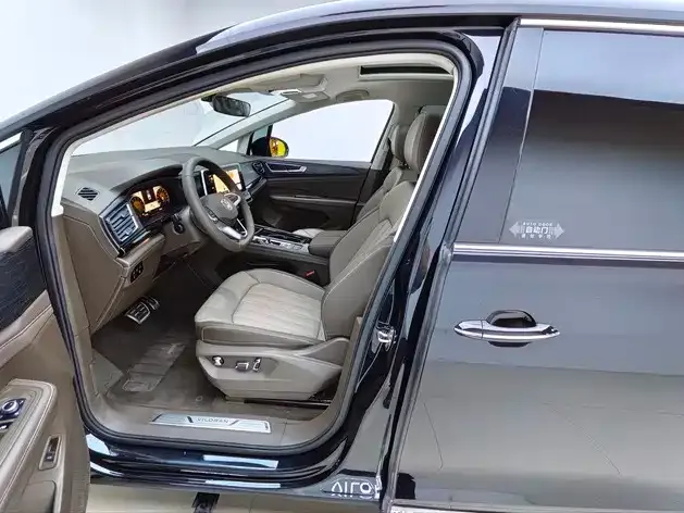 Volkswagen Viloran 2024 из CN, фото 8