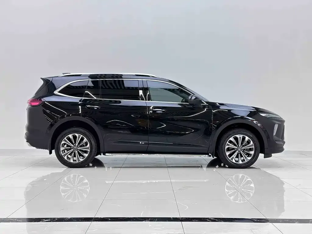 Buick Envision Plus — фото 2