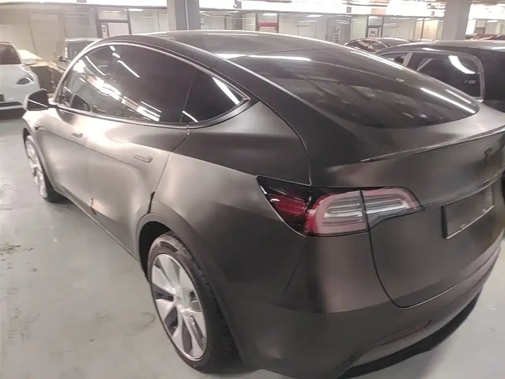 Tesla Model Y — фото 5