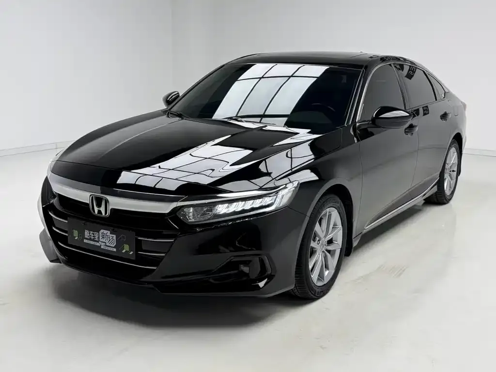 Honda Accord — фото 1