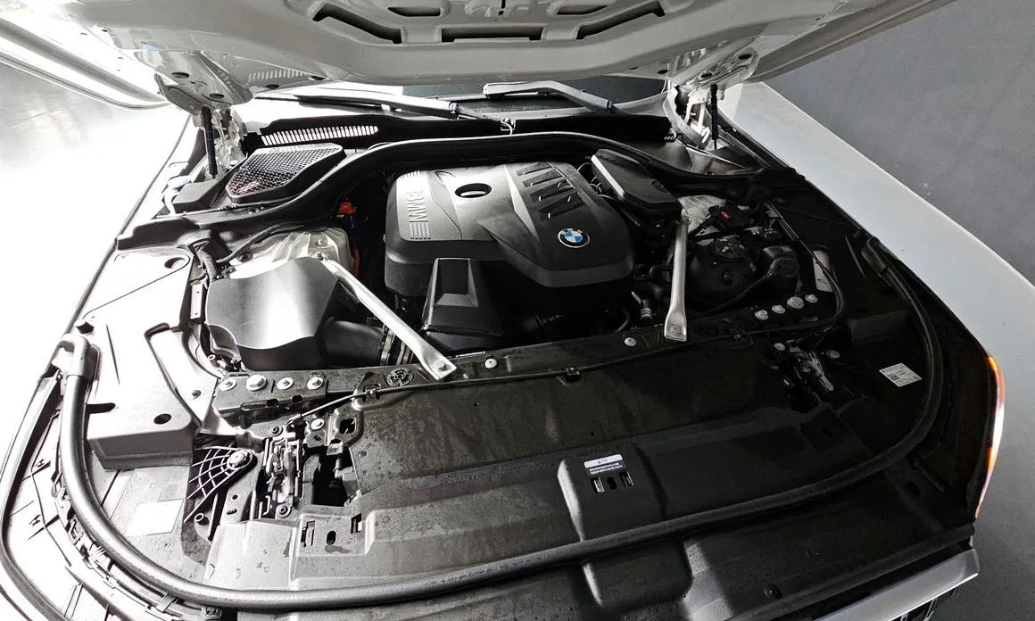 BMW 5-Series 2024 из KR, фото 10